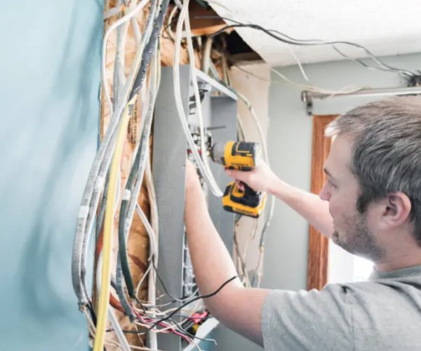 Licensed Electrician
